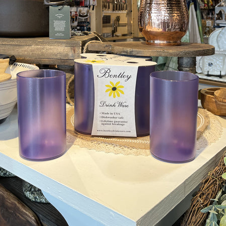 Bentley plastic tumblers in 20 oz lavender.