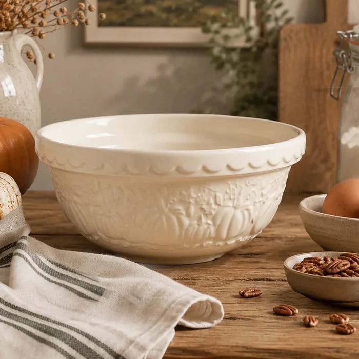 Mason Cash Pumpkin Mixing Bowl in Cream