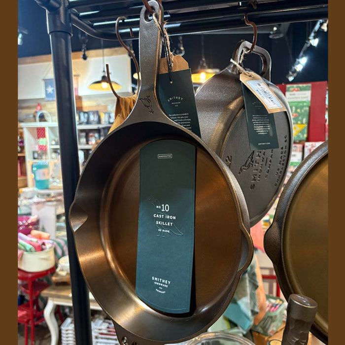 Smithey Cast Iron No. 10 Traditional Skillet
