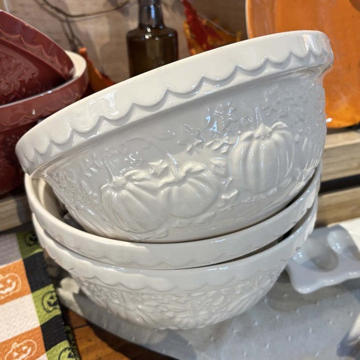 Mason Cash Pumpkin Mixing Bowl in Cream