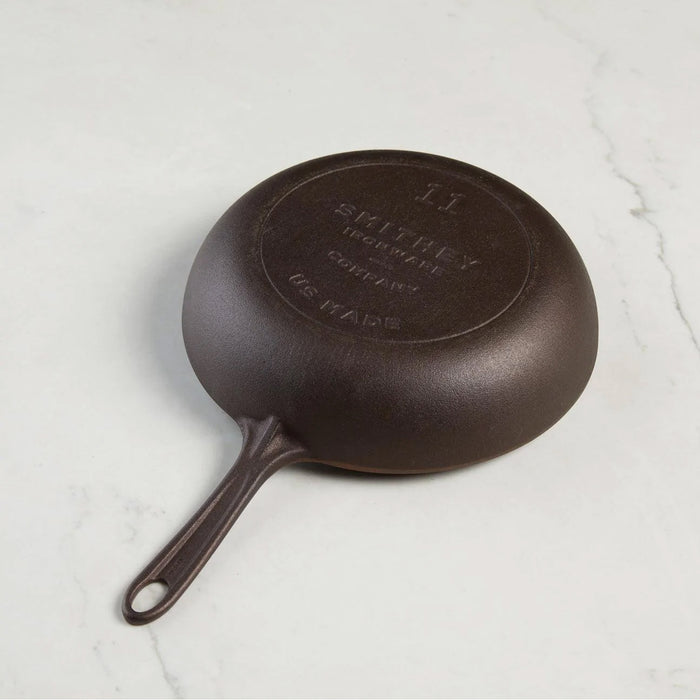 Smithey Cast Iron No. 11 Skillet With Glass Lid